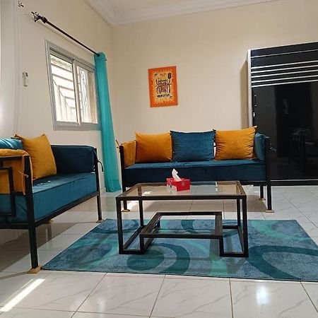 Studio Meuble Diass Ngoại thất bức ảnh